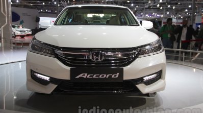 2016 Honda Accord Hybrid front at the Auto Expo 2016