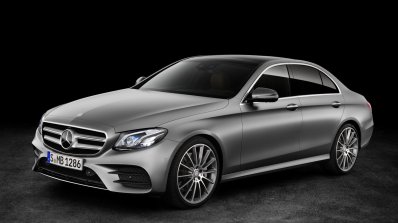 2016 Mercedes E-Class E 400 4MATIC front three quarters studio image selenit grey magno