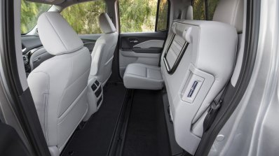 2017 Honda Ridgeline rear seat folding