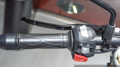 BMW G310R handlebar switchgear left at Auto Expo 2016