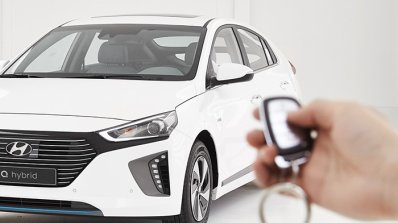 Hyundai Ioniq hybrid key fob