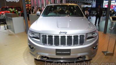 Jeep Grand Cherokee at Auto Expo 2016 front view