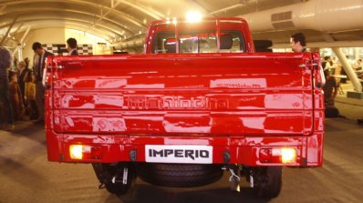 Mahindra Imperio rear red single cab