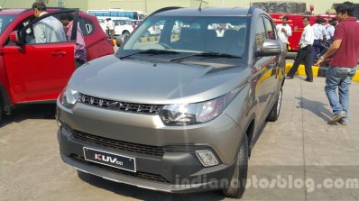 Mahindra KUV100 front three quarter