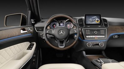 Mercedes GLS driver's area official image