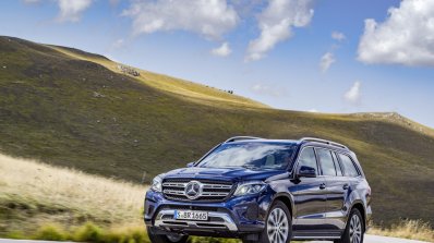 Mercedes GLS front low official image