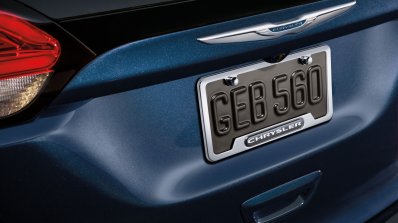 Mopar accessories number plate enclosure for Chrysler Pacifica revealed