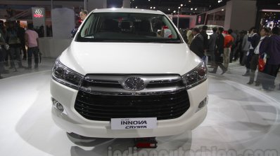 Toyota Innova Crysta front fascia at Auto Expo 2016