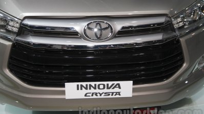 Toyota Innova Crysta grille at Auto Expo 2016
