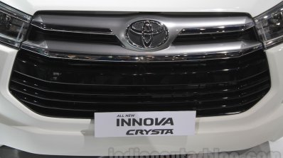 Toyota Innova Crysta grille element at Auto Expo 2016