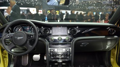 2016 Bentley Mulsanne Speed (facelift) dashboard at the 2016 Geneva Motor Show Live