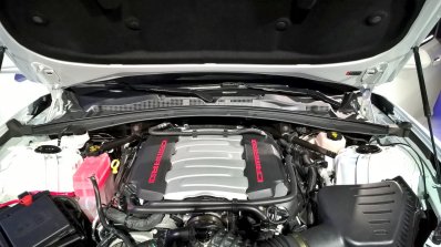 2016 Chevrolet Camaro SS (Auto Expo 2016) LT1 V8 engine