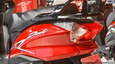 2016 Hero Duet side panel at Auto Expo 2016