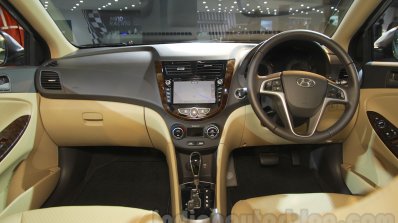 2016 Hyundai Verna dashboard at Auto Expo 2016