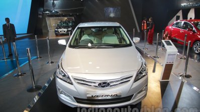 2016 Hyundai Verna front at Auto Expo 2016