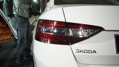 2016 Skoda Superb taillamp launched in India