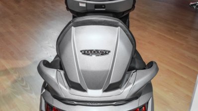 2016 Suzuki Burgman 650 Executive top at Auto Expo 2016