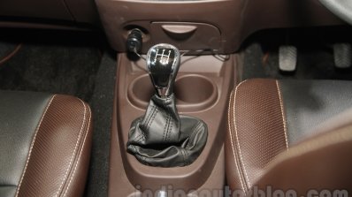 Chevrolet Enjoy special edition gearknob at 2016 Auto Expo