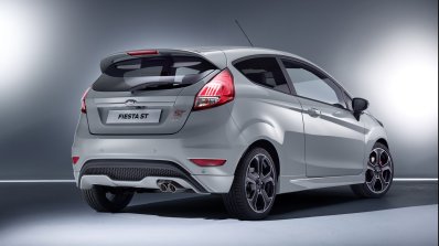 Ford Fiesta ST200 rear three quarters press image