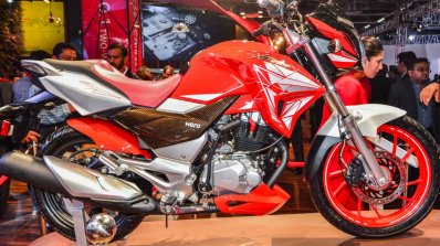 Hero Xtreme 200 S side at the Auto Expo 2016
