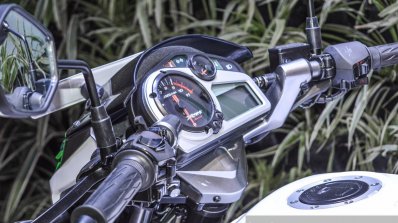 Hero Xtreme Sports white and blue speedometer at Auto Expo 2016