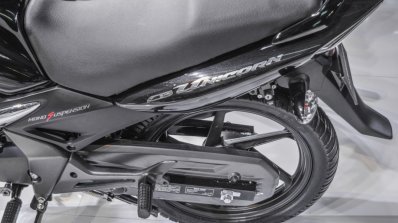 Honda CB Unicorn 150 chain cover at Auto Expo 2016