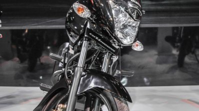 Honda CB Unicorn 150 front at Auto Expo 2016