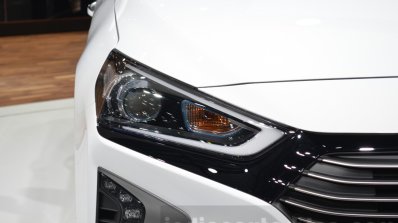 Hyundai Ioniq Hybrid headlamp at the 2016 Geneva Motor Show