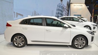 Hyundai Ioniq Hybrid side at the 2016 Geneva Motor Show