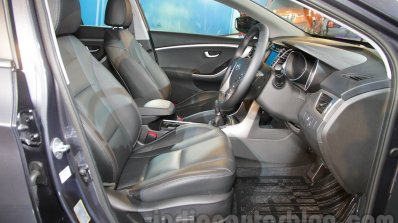 Hyundai i30 front seats at 2016 Auto Expo