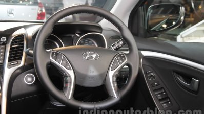 Hyundai i30 steering wheel at 2016 Auto Expo
