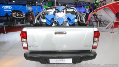 Isuzu D-Max V-Cross rear at Auto Expo 2016