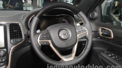 Jeep Grand Cherokee steering wheel at Auto Expo 2016
