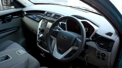 Mahindra KUV100 1.2 Diesel (D75) interior Full Drive Review
