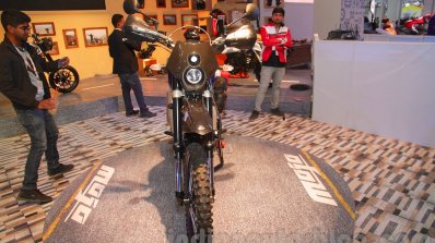 Mahindra Mojo Adventure Concept front at Auto Expo 2016