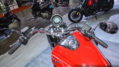 Moto Guzzi Eldorado handlebar at Auto Expo 2016