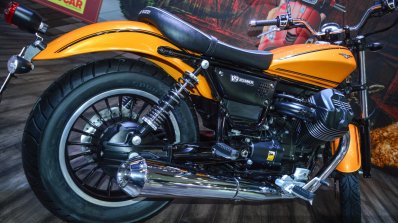 Moto Guzzi V9 Roamer exhaust at Auto Expo 2016