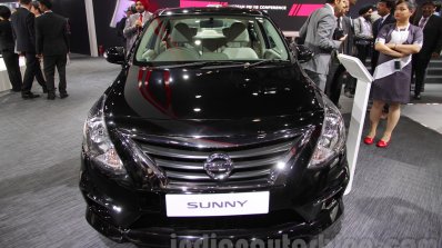 Nissan Sunny Sportech front at 2016 Auto Expo