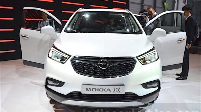 Opel Mokka X front at the 2016 Geneva Motor Show Live