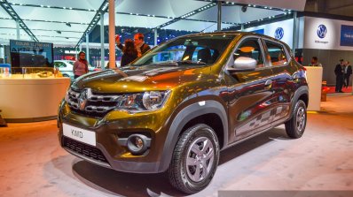Renault Kwid 1.0 front quarter at the Auto Expo 2016