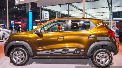 Renault Kwid 1.0 side at the Auto Expo 2016