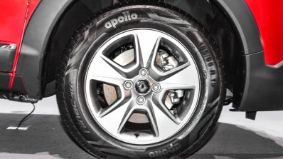 Renault Lodgy World Edition rim at the Auto Expo 2016