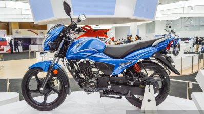TVS Victor left at Auto Expo 2016