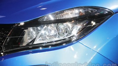 Tata Nexon headlight at Auto Expo 2016