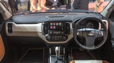 2016 Chevrolet Trailblazer Premier (facelift) dashboard at 2016 BIMS