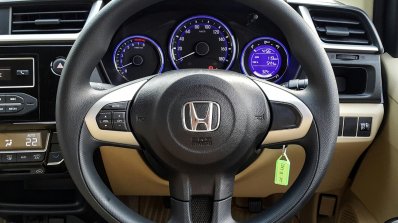 2016 Honda Amaze 1.2 VX (facelift) steering wheel First Drive Review
