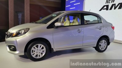 2016 Honda Amaze facelift silver launched