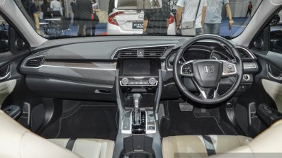 2016 Honda Civic (ASEAN-spec) dashboard at 2016 BIMS
