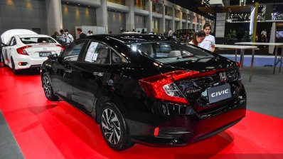 2016 Honda Civic (ASEAN-spec) rear quarter at 2016 BIMS