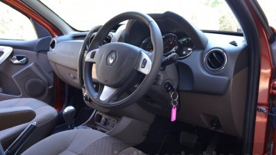 2016 Renault Duster facelift AMT interior Review